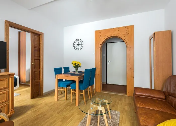 Rent Like Home - Arkadia Pod Nosalem